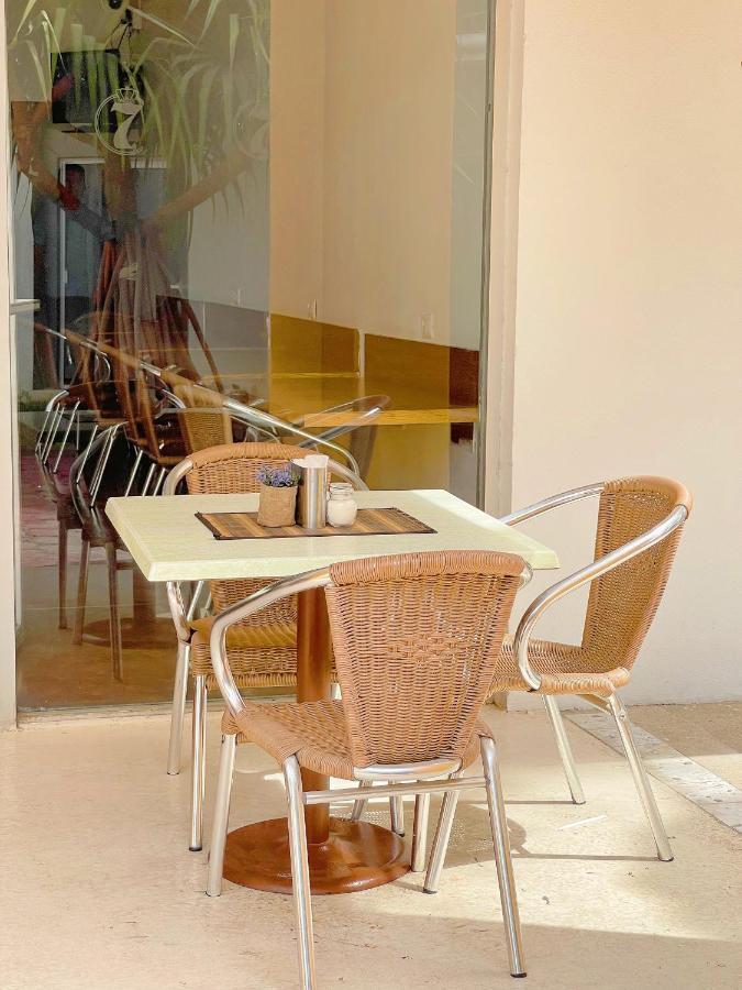 Seven Crown Express & Suites By Kavia Cabo San Lucas Exteriör bild