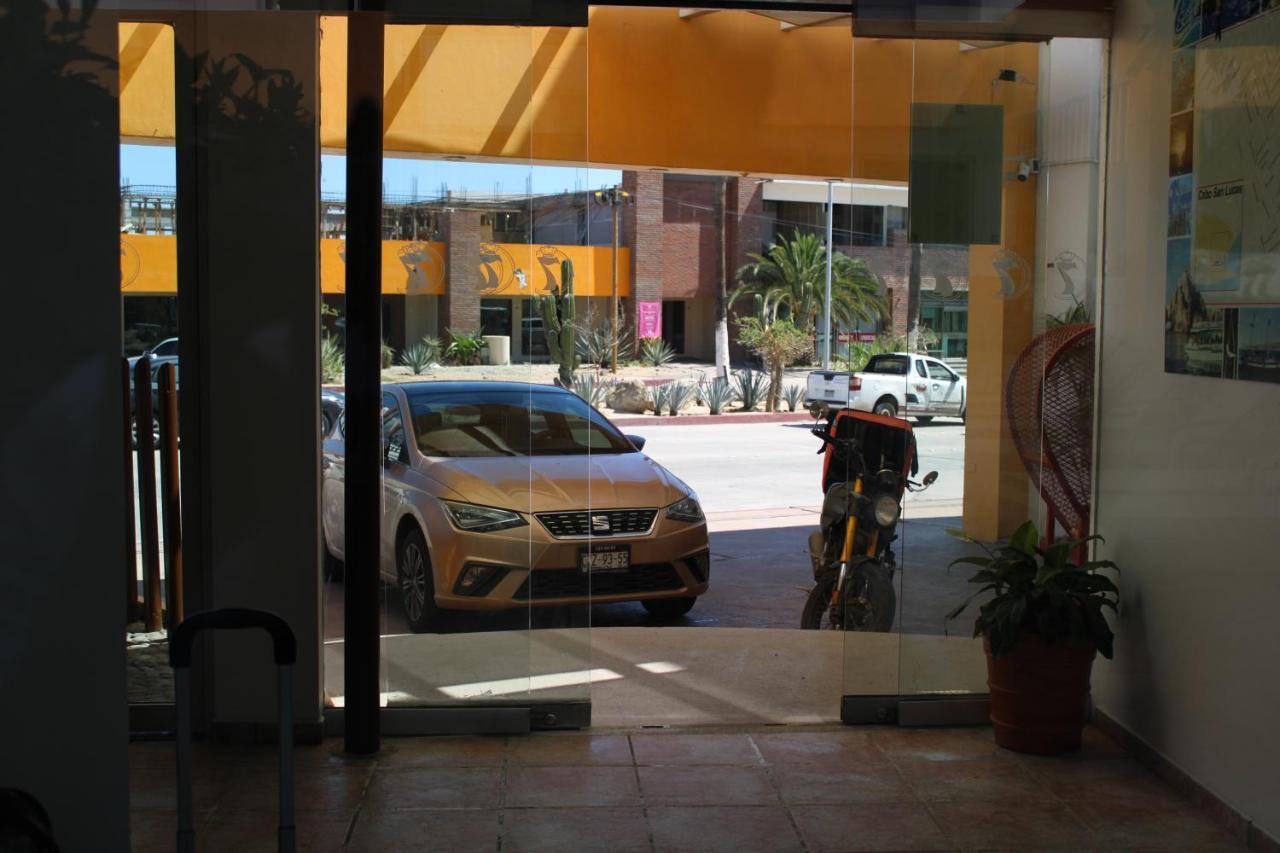 Seven Crown Express & Suites By Kavia Cabo San Lucas Exteriör bild
