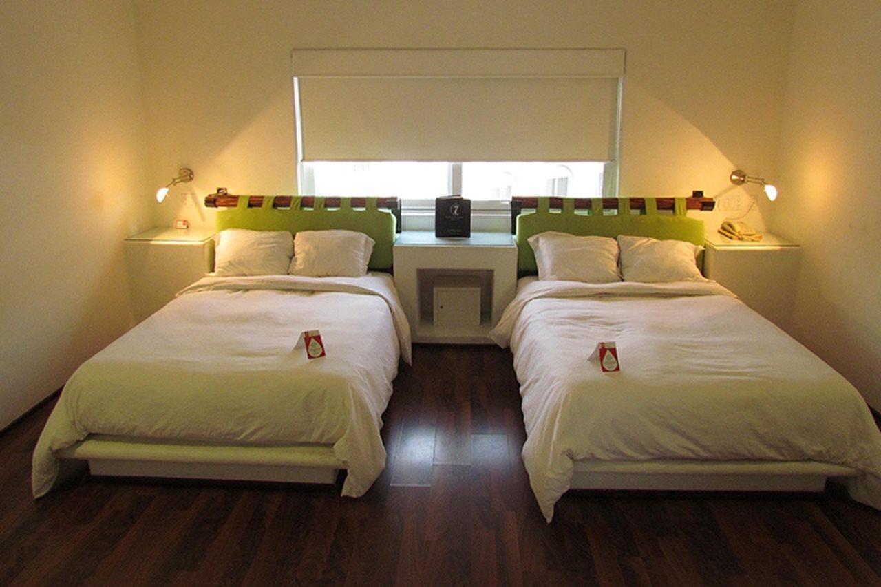 Seven Crown Express & Suites By Kavia Cabo San Lucas Exteriör bild