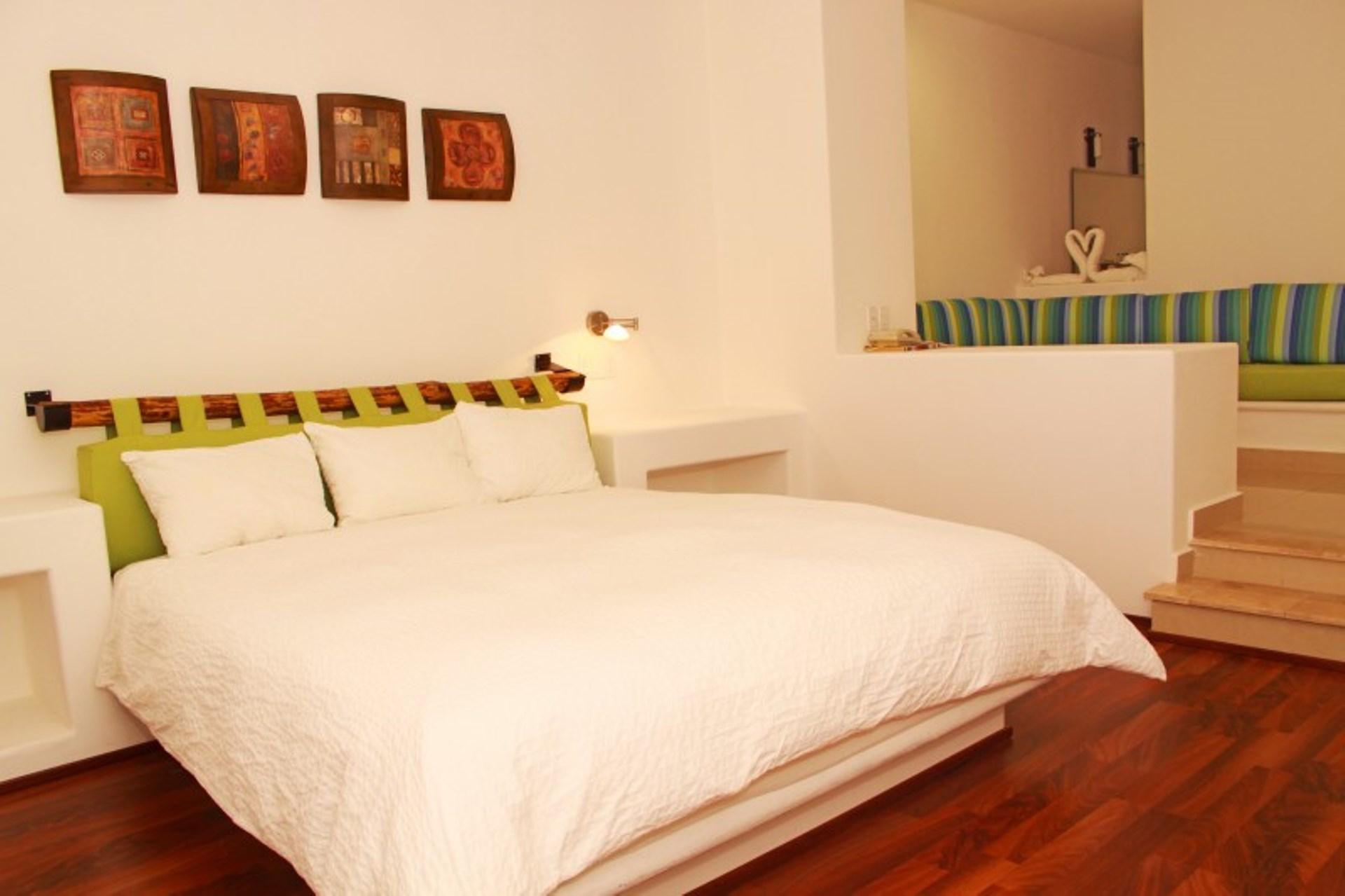 Seven Crown Express & Suites By Kavia Cabo San Lucas Exteriör bild